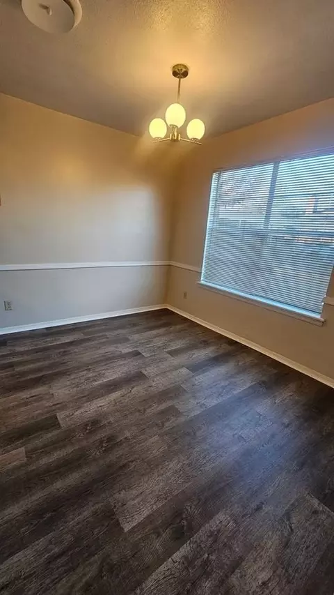 3220 E 47th St, Tulsa, OK 74105 photo 5