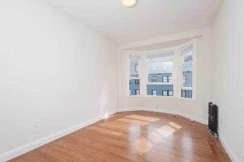 920 Leavenworth St, San Francisco, CA 94109