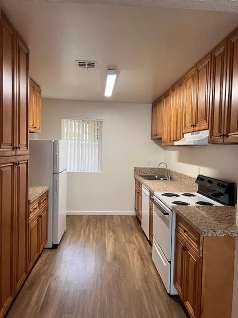 745 Alturas Ln, Fallbrook, CA 92028 photo 6