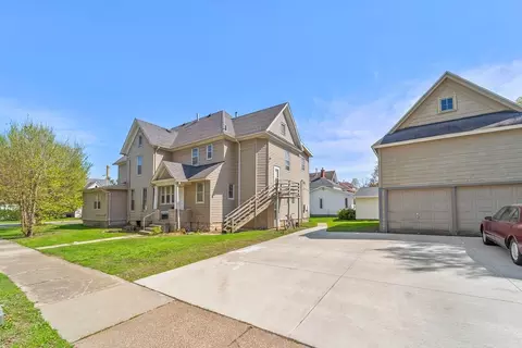 1103 Main St, Cedar Falls, IA 50613 photo 12