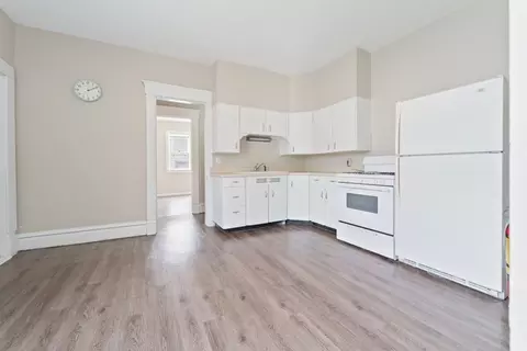 1103 Main St, Cedar Falls, IA 50613 photo 7