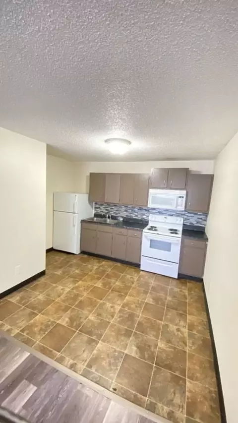 1315 7th St S, Great Falls, MT 59405