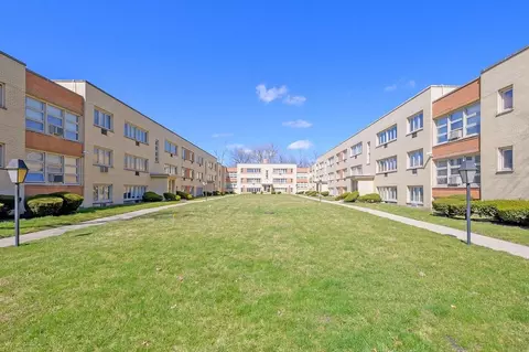 1822 W 107th St, Chicago, IL 60643