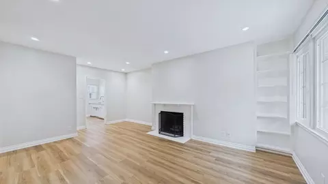 941 W Huntington Dr, Arcadia, CA 91007