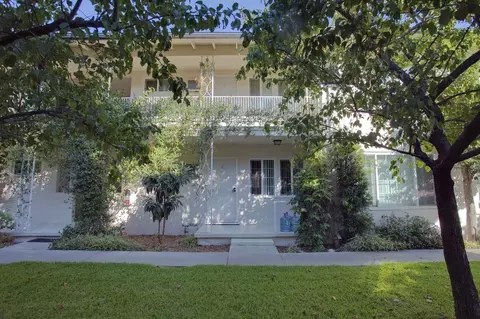 941 W Huntington Dr, Arcadia, CA 91007 photo 4