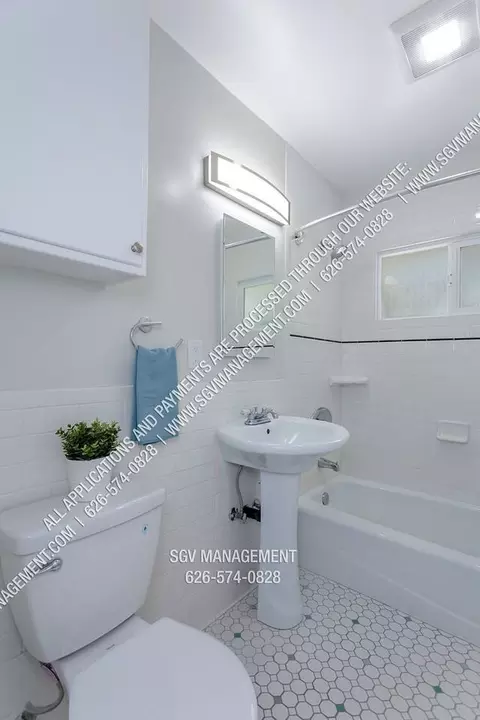 941 W Huntington Dr, Arcadia, CA 91007 photo 17