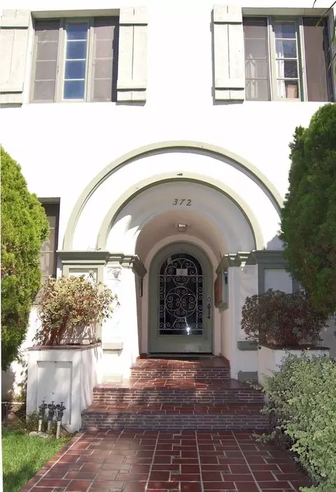 372 S Cochran Ave, Los Angeles, CA 90036