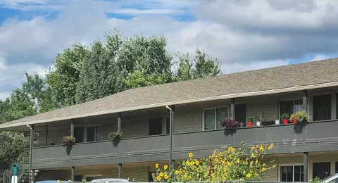 4334 N Chestnut St, Colorado Springs, CO 80907