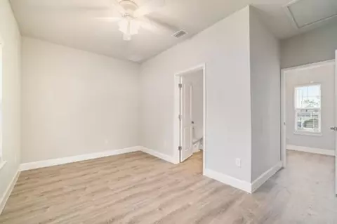 622 NW 3rd Ave, Gainesville, FL 32601 photo 4