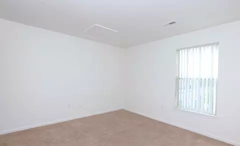 2680 Hamlin Dr, Inkster, MI 48141