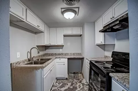 225 W Mcdowell Rd, Jackson, MS 39204 photo 3