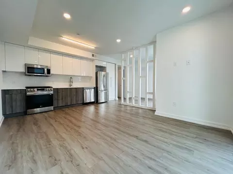 952 N 3rd St, Philadelphia, PA 19123