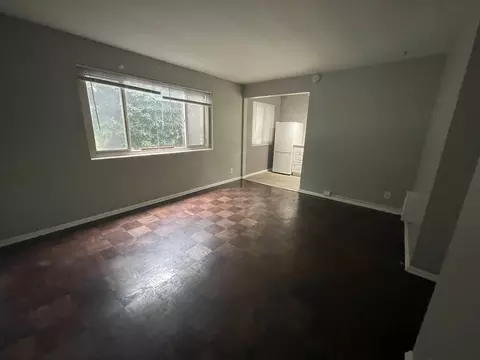 1101 10th Ave E, Seattle, WA 98102