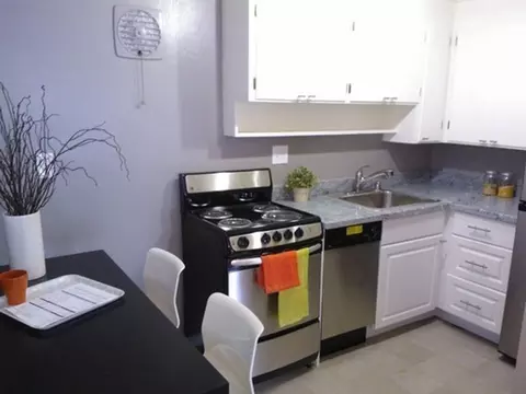 1101 10th Ave E, Seattle, WA 98102