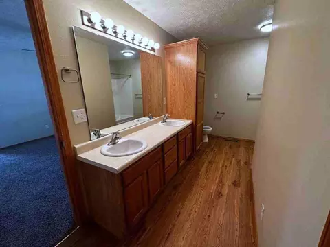 Ste, Springfield, MO 65802 photo 9