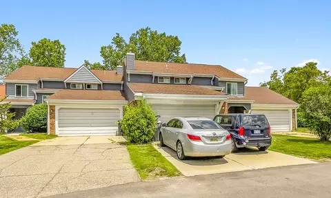 6423 Silverbrook W, West Bloomfield, MI 48322 photo 34