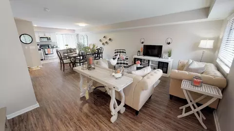 6423 Silverbrook W, West Bloomfield, MI 48322 photo 8
