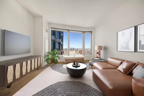 8 Spruce St, New York, NY 10038