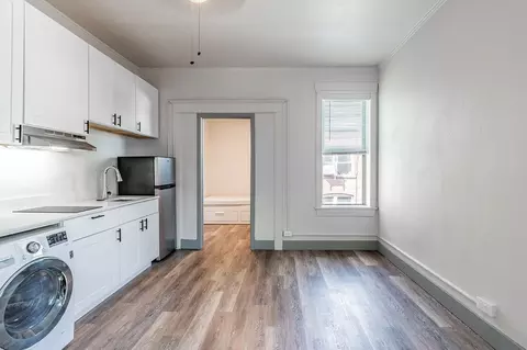 1515 Belmont Ave, Seattle, WA 98122