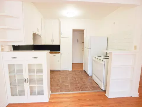 1825 Ford Pkwy, Saint Paul, MN 55116