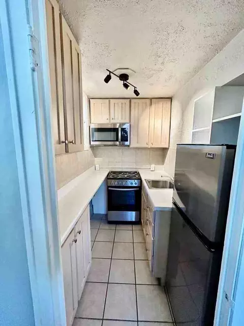 35 F St, Salt Lake City, UT 84103