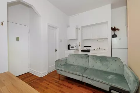 200 E 11th St, New York, NY 10003