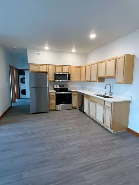 1205 N Garden St, Bellingham, WA 98225