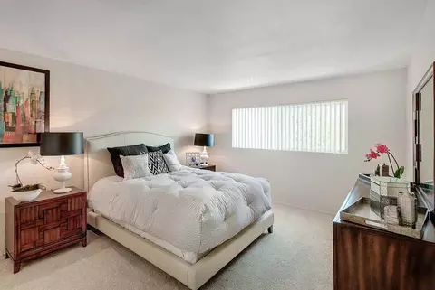 245 W Loraine St, Glendale, CA 91202 photo 8