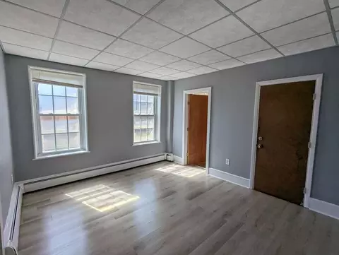 1 Hamilton St, Cohoes, NY 12047