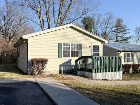 340 Briar Ave W, Jamestown, TN 38556