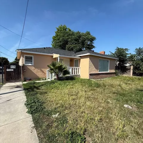 235 E Coolidge Ave, Modesto, CA 95350