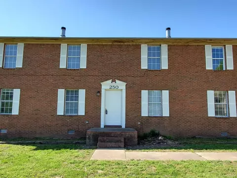 250 Moize Cut Off Rd, Jackson, TN 38305