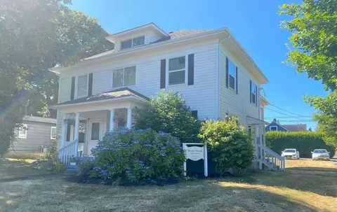 1202 N 7th St, Tacoma, WA 98403