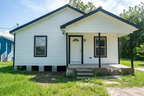 3118 Memel St, Houston, TX 77026