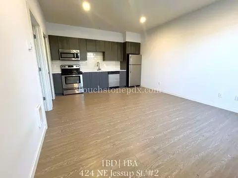 424 NE Jessup St, Portland, OR 97211
