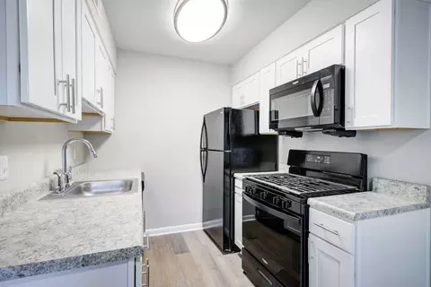 3537 Towne Point Rd, Chesapeake, VA 23321