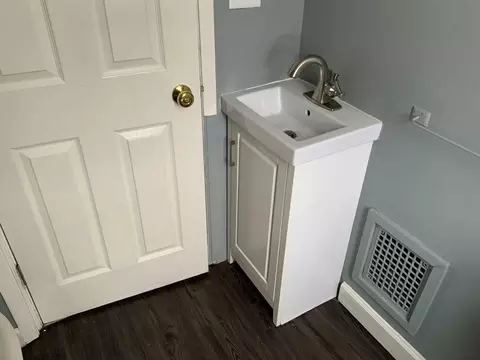 25 W 4th St, Duluth, MN 55806