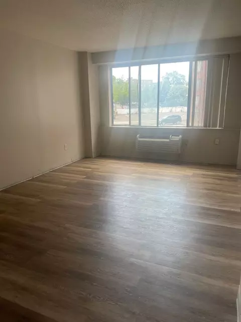 600 Asylum Ave, Hartford, CT 06105 photo 3