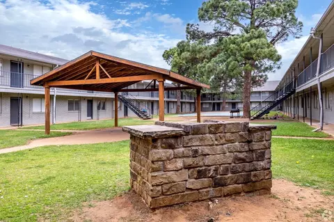 1215 N Cooper St, Arlington, TX 76011 photo 10