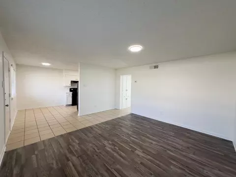 1215 N Cooper St, Arlington, TX 76011 photo 4