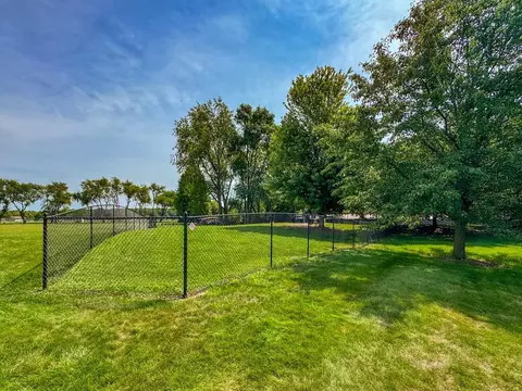 4520 Dover Hills Dr, Kalamazoo, MI 49009 photo 28