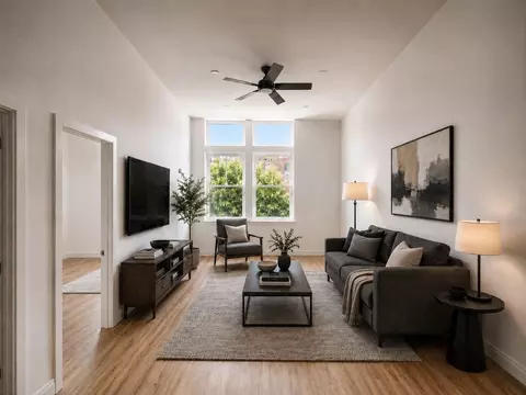 322 Vine St, Camden, NJ 08102