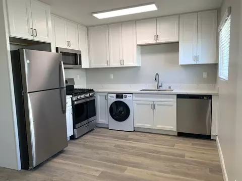 13221 Carriage Rd, Poway, CA 92064