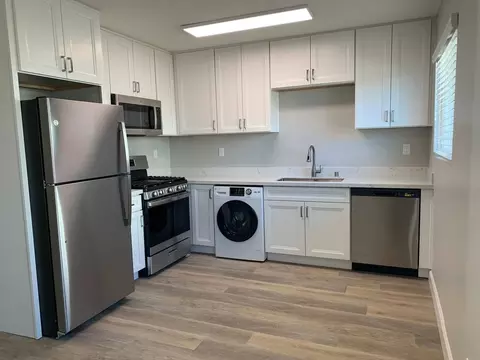 13221 Carriage Rd, Poway, CA 92064