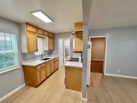 7828 International Blvd, Oakland, CA 94621 photo 15