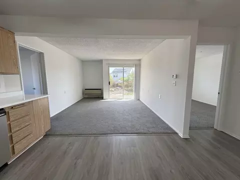 12100 226th St, Hawaiian Gardens, CA 90716
