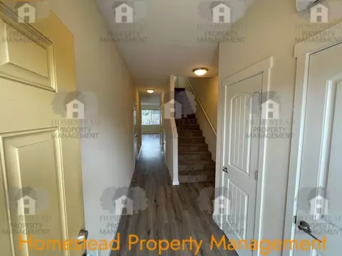 1220 SE Academy St, Dallas, OR 97338