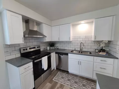 1013 E Sharp Ave, Spokane, WA 99202 photo 2