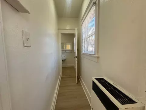 1538 E 3rd St, Long Beach, CA 90802 photo 11