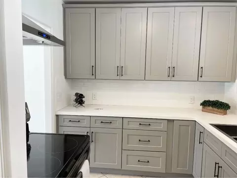 285 W California Blvd, Pasadena, CA 91105 photo 10